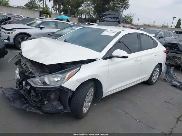 3KPC24A66LE125291 2020 HYUNDAI ACCENT - Image 2