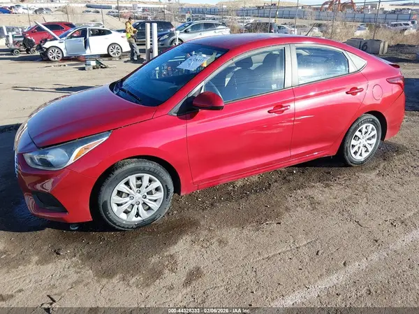 3KPC24A66LE125985 2020 HYUNDAI ACCENT - Image 2