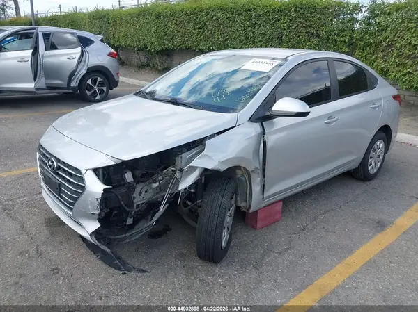 3KPC24A66LE126764 2020 HYUNDAI ACCENT - Image 2
