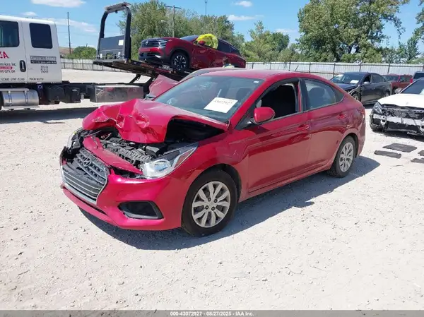 3KPC24A66LE126831 2020 HYUNDAI ACCENT - Image 2