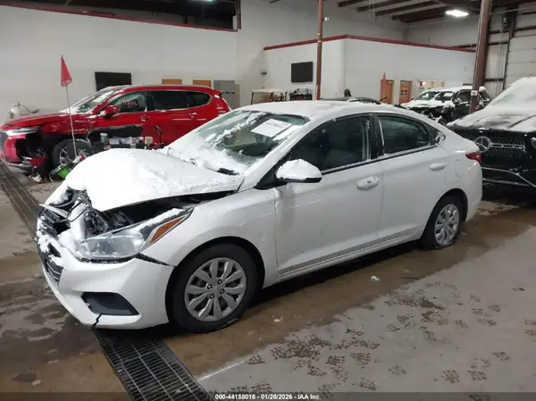 3KPC24A66ME129519 2021 HYUNDAI ACCENT - Image 2