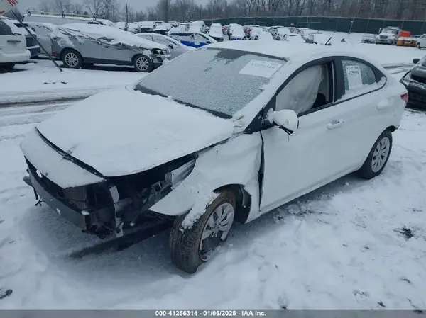 3KPC24A66ME131402 2021 HYUNDAI ACCENT - Image 2