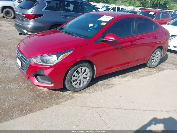 3KPC24A66ME131593 2021 HYUNDAI ACCENT - Image 2