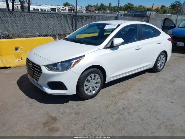 3KPC24A66ME141119 2021 HYUNDAI ACCENT - Image 2