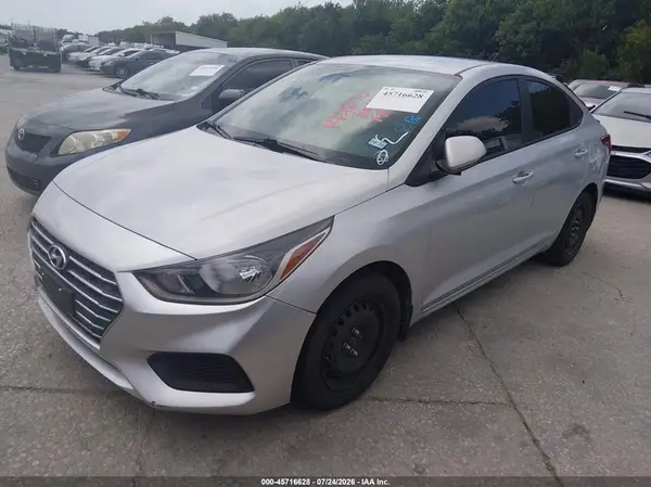 3KPC24A66ME142870 2021 HYUNDAI ACCENT - Image 2