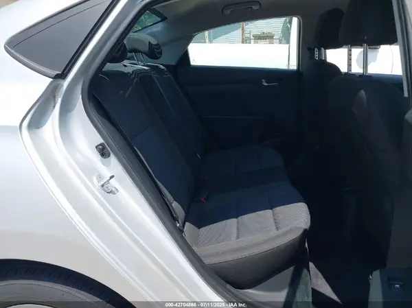 3KPC24A66ME144229 2021 HYUNDAI ACCENT - Image 8