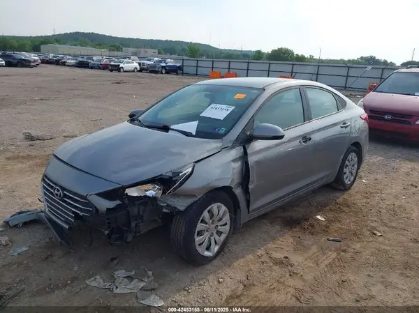 3KPC24A66ME149947 2021 HYUNDAI ACCENT - Image 2
