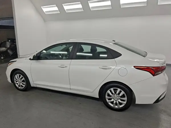 3KPC24A66NE154583 2022 HYUNDAI ACCENT - Image 2