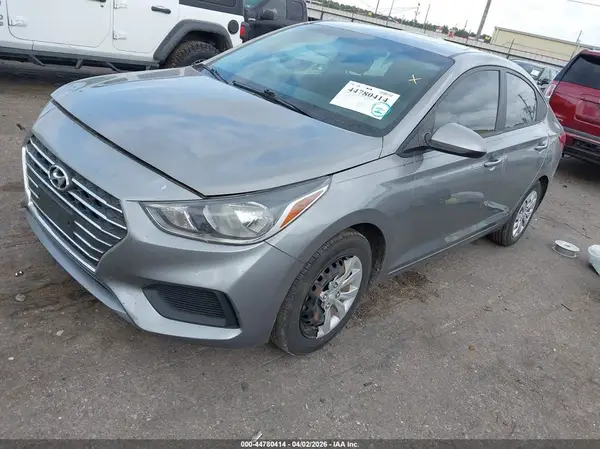 3KPC24A66NE155815 2022 HYUNDAI ACCENT - Image 2