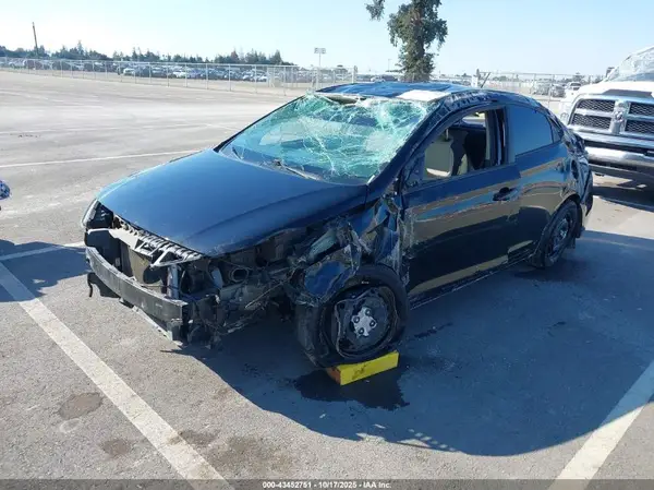 3KPC24A66NE172095 2022 HYUNDAI ACCENT - Image 2