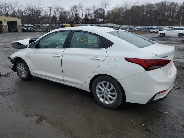 3KPC24A66NE180553 2022 HYUNDAI ACCENT - Image 2