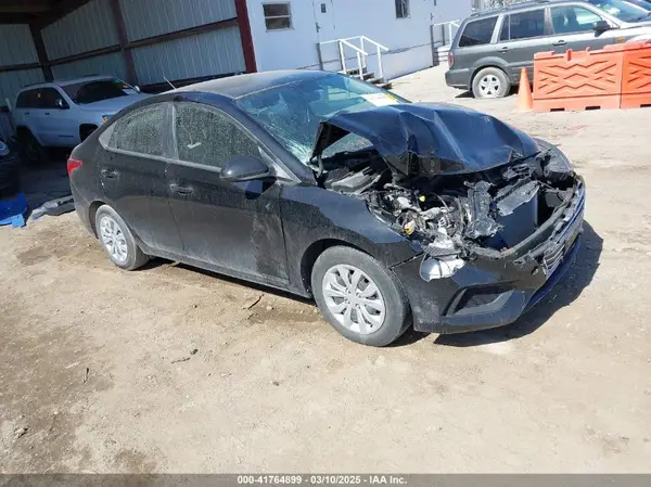 3KPC24A66NE182514 2022 HYUNDAI ACCENT - Image 1