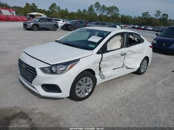 3KPC24A66NE183551 2022 HYUNDAI ACCENT - Image 2