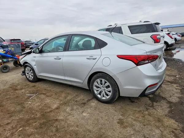 3KPC24A66NE184697 2022 HYUNDAI ACCENT - Image 2