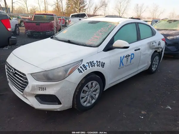 3KPC24A66NE186384 2022 HYUNDAI ACCENT - Image 2