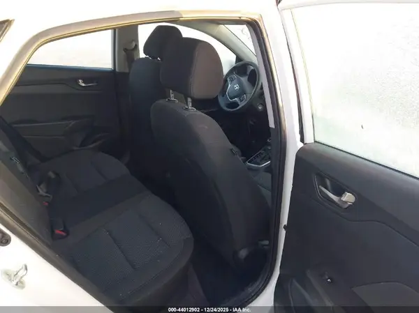 3KPC24A66NE186384 2022 HYUNDAI ACCENT - Image 8