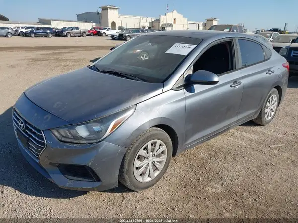 3KPC24A67LE091944 2020 HYUNDAI ACCENT - Image 2