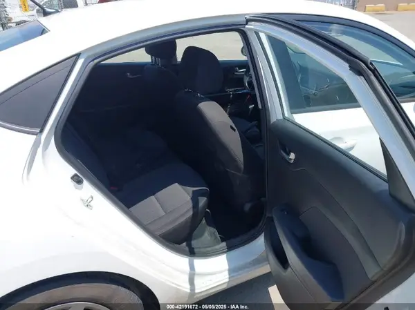 3KPC24A67LE092950 2020 HYUNDAI ACCENT - Image 8
