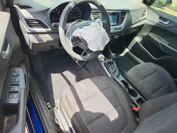 3KPC24A67LE096559 2020 HYUNDAI ACCENT - Image 8