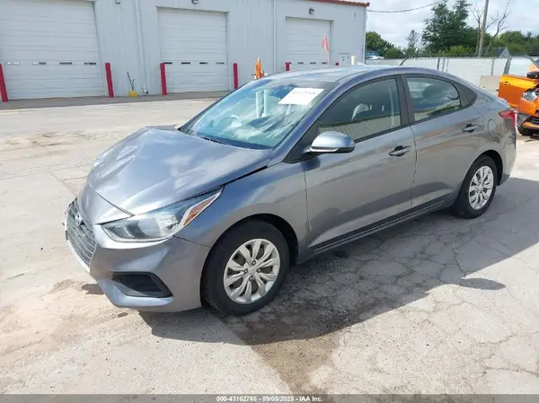 3KPC24A67LE097954 2020 HYUNDAI ACCENT - Image 2
