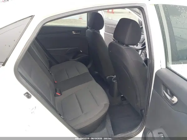 3KPC24A67LE106975 2020 HYUNDAI ACCENT - Image 8
