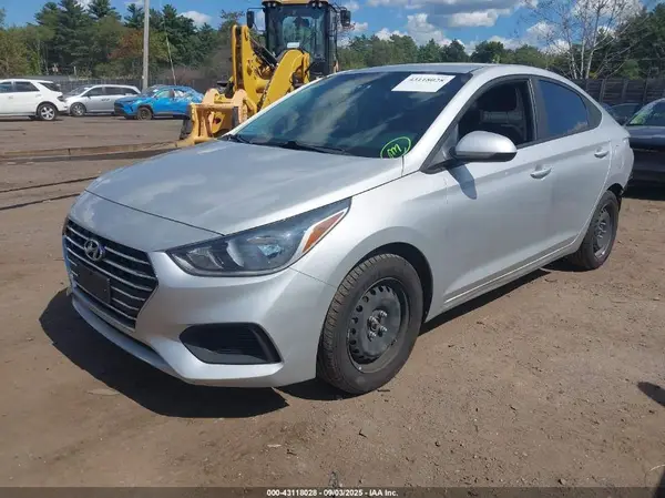 3KPC24A67LE112453 2020 HYUNDAI ACCENT - Image 2