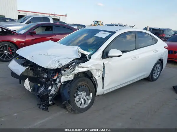 3KPC24A67LE112825 2020 HYUNDAI ACCENT - Image 2