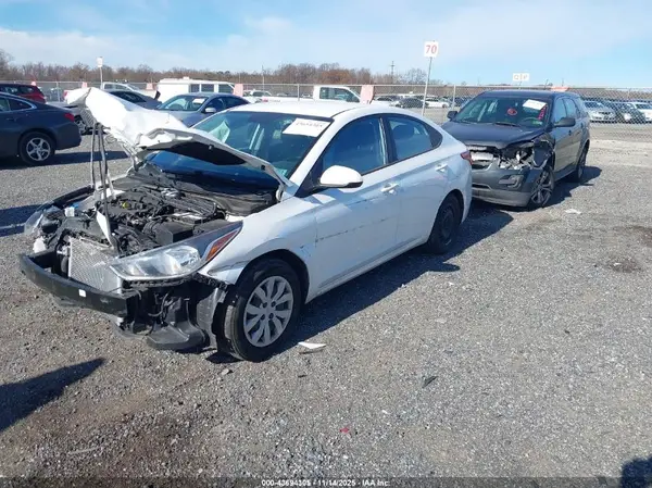 3KPC24A67ME128573 2021 HYUNDAI ACCENT - Image 2