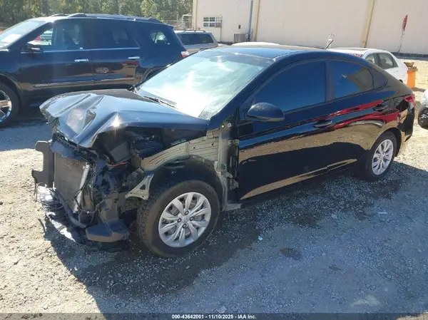 3KPC24A67ME138892 2021 HYUNDAI ACCENT - Image 2
