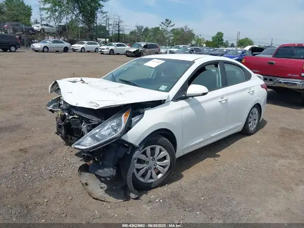 3KPC24A67ME144045 2021 HYUNDAI ACCENT - Image 2