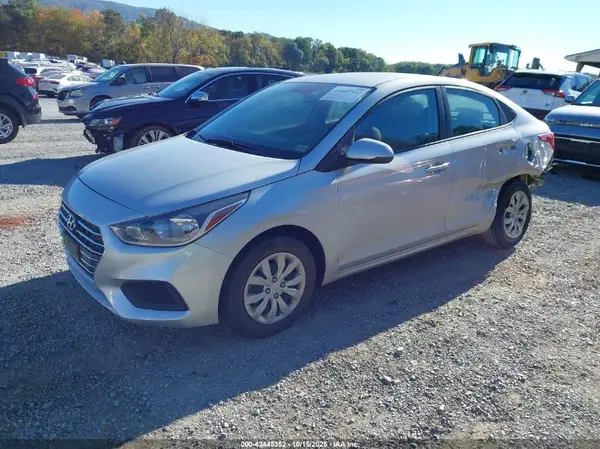 3KPC24A67NE157444 2022 HYUNDAI ACCENT - Image 2