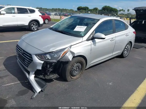 3KPC24A67NE158755 2022 HYUNDAI ACCENT - Image 2