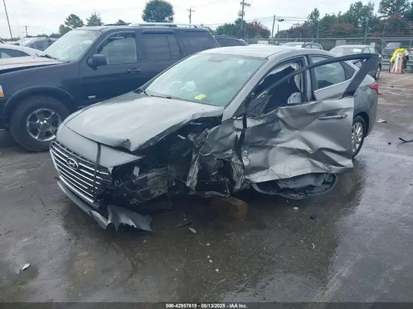 3KPC24A67NE158822 2022 HYUNDAI ACCENT - Image 2