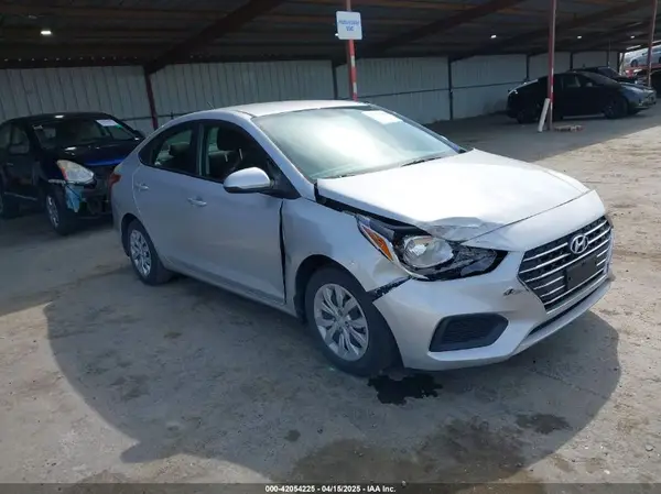 3KPC24A67NE167746 2022 HYUNDAI ACCENT - Image 1