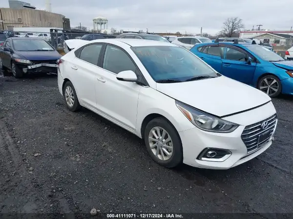 3KPC24A67NE168458 2022 HYUNDAI ACCENT - Image 1