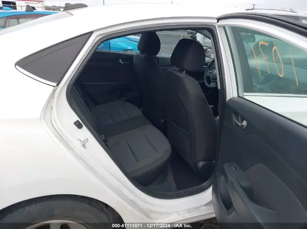 3KPC24A67NE168458 2022 HYUNDAI ACCENT - Image 8