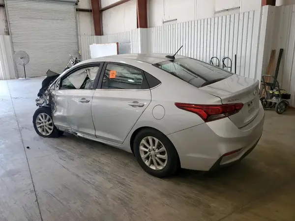 3KPC24A67NE170632 2022 HYUNDAI ACCENT - Image 2