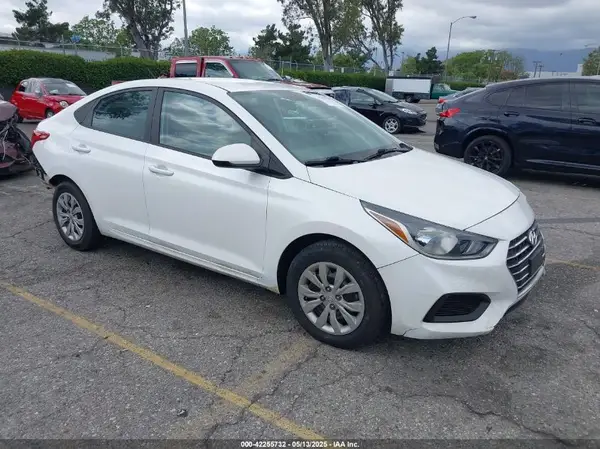 3KPC24A67NE177354 2022 HYUNDAI ACCENT - Image 1