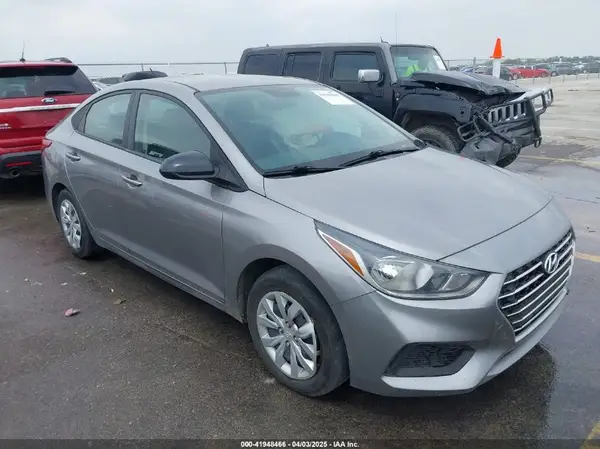 3KPC24A67NE183607 2022 HYUNDAI ACCENT - Image 1