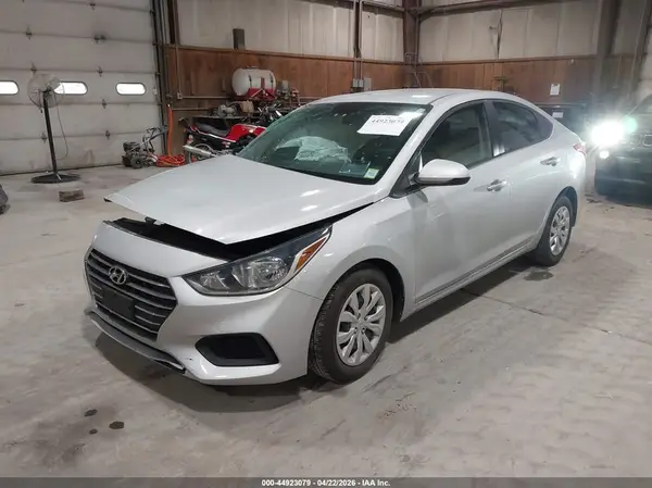 3KPC24A67NE185082 2022 HYUNDAI ACCENT - Image 2