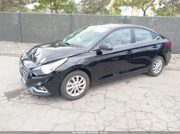 3KPC24A67NE187401 2022 HYUNDAI ACCENT - Image 2