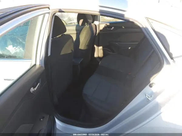 3KPC24A67NE189875 2022 HYUNDAI ACCENT - Image 8