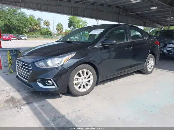3KPC24A68LE093203 2020 HYUNDAI ACCENT - Image 2