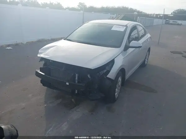 3KPC24A68LE093640 2020 HYUNDAI ACCENT - Image 2