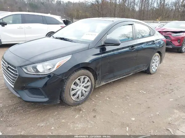 3KPC24A68LE109867 2020 HYUNDAI ACCENT - Image 2