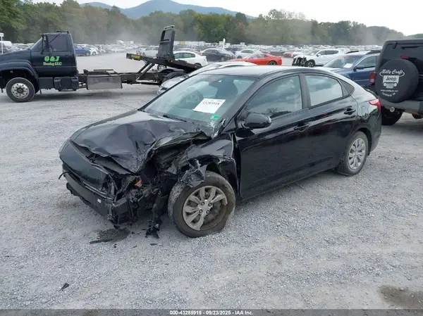 3KPC24A68LE109898 2020 HYUNDAI ACCENT - Image 2