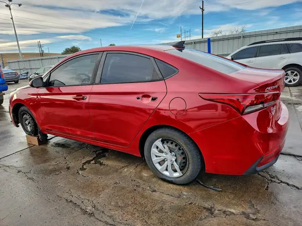 3KPC24A68LE112915 2020 HYUNDAI ACCENT - Image 2
