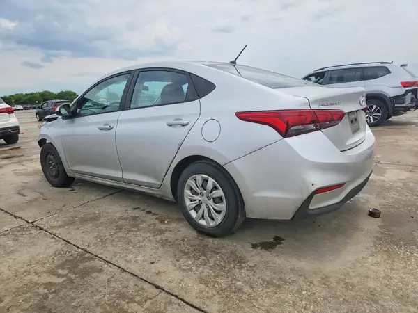3KPC24A68LE113336 2020 HYUNDAI ACCENT - Image 2