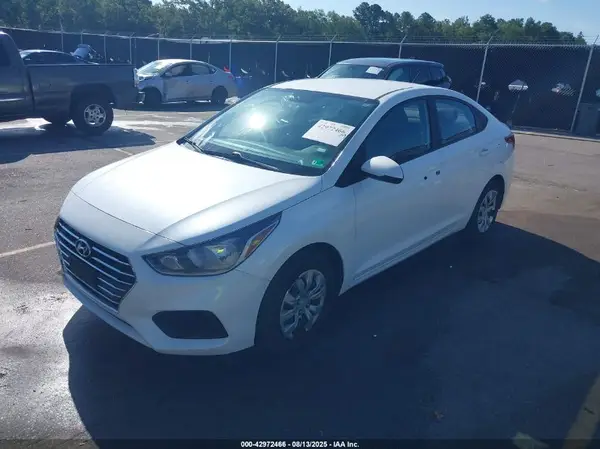 3KPC24A68LE116169 2020 HYUNDAI ACCENT - Image 2
