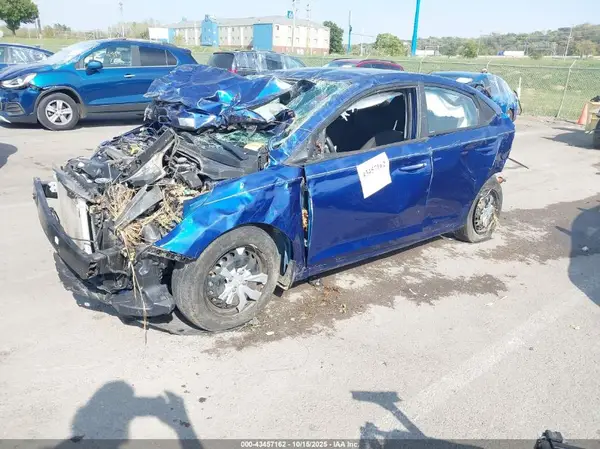 3KPC24A68LE120660 2020 HYUNDAI ACCENT - Image 2